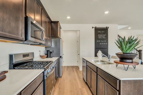 Tiny photo for 511 Adirondack Court, Joliet, IL 60436 (MLS # 12639497)
