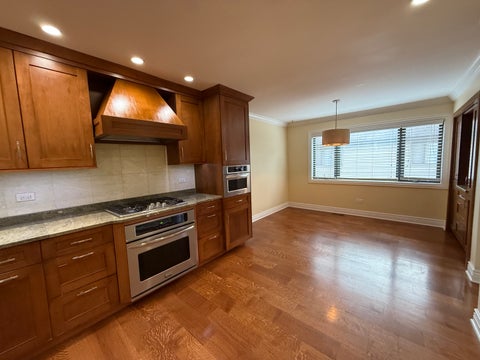 Tiny photo for 60 S Dee Road #G, Park Ridge, IL 60068 (MLS # 12734809)