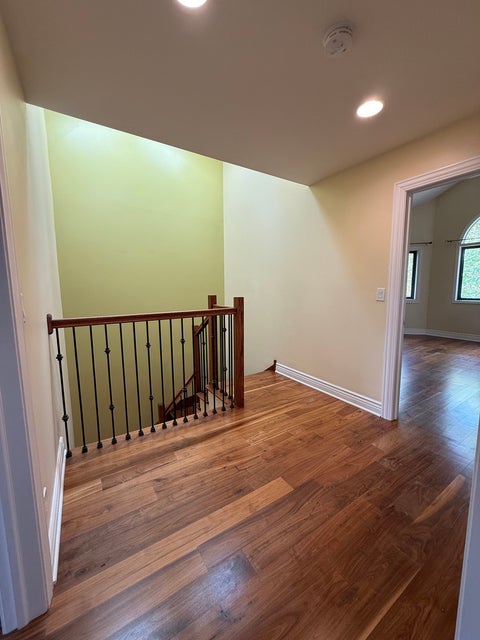 Tiny photo for 60 S Dee Road #G, Park Ridge, IL 60068 (MLS # 12734809)