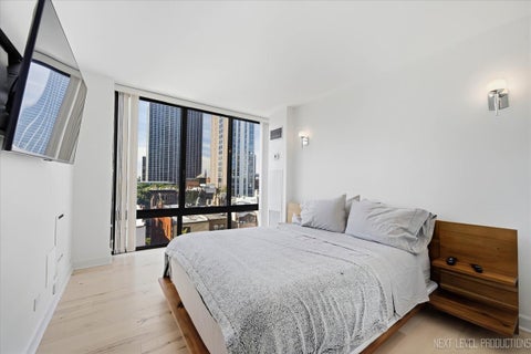 Tiny photo for 1516 N State Parkway #8C, Chicago, IL 60610 (MLS # 12768400)
