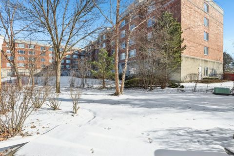 A home in Northbrook