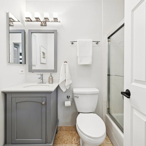 Tiny photo for 2140 N Lincoln Avenue #5207, Chicago, IL 60614 (MLS # 12748655)