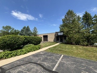 Photo 1 of 21 — 22290 N Hillview Drive 4A, Lake Barrington, IL 60010