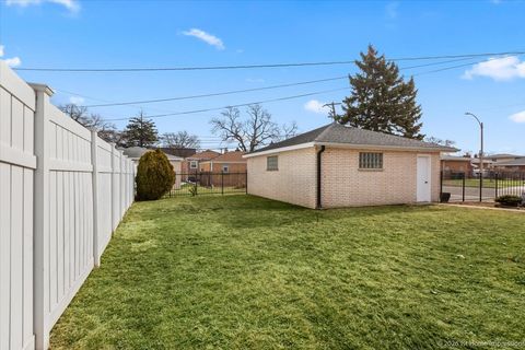 Tiny photo for 8855 S Richmond Avenue, Evergreen Park, IL 60805 (MLS # 12573262)