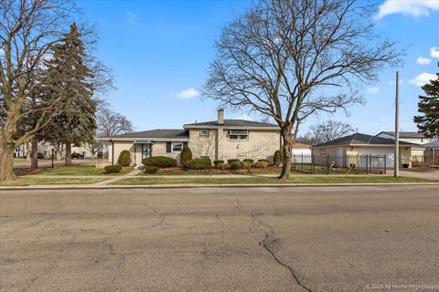 Tiny photo for 8855 S Richmond Avenue, Evergreen Park, IL 60805 (MLS # 12573262)