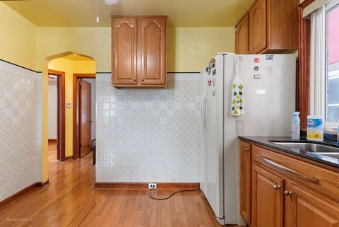Tiny photo for 5117 S Luna Avenue, Chicago, IL 60638 (MLS # 12526720)