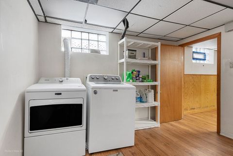 Tiny photo for 5117 S Luna Avenue, Chicago, IL 60638 (MLS # 12526720)
