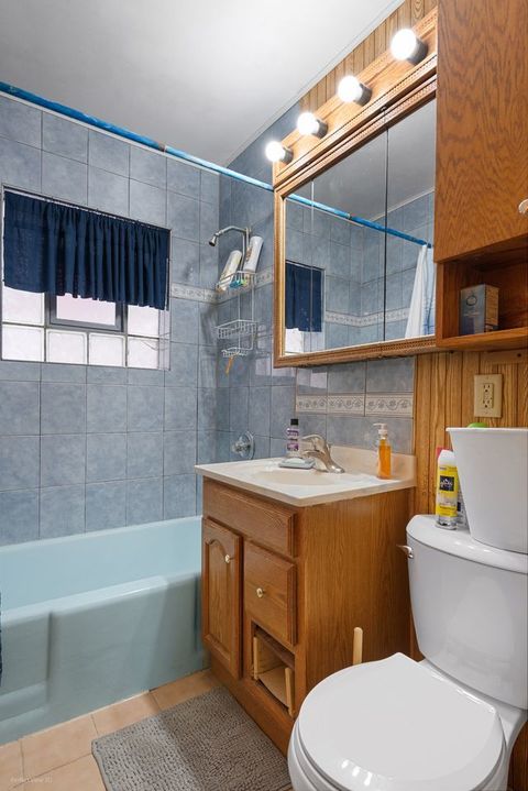 Tiny photo for 5117 S Luna Avenue, Chicago, IL 60638 (MLS # 12526720)