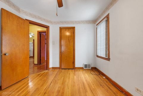 Tiny photo for 5117 S Luna Avenue, Chicago, IL 60638 (MLS # 12526720)