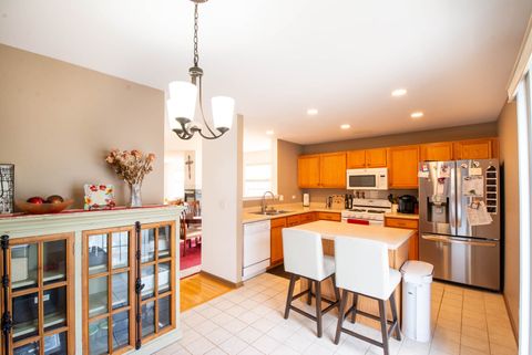 Tiny photo for 606 N Triumph Court, Hainesville, IL 60073 (MLS # 12440701)