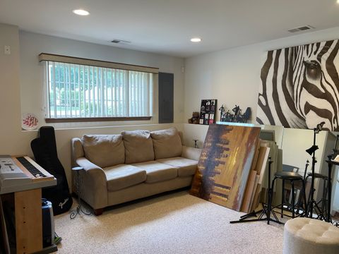 Tiny photo for 606 N Triumph Court, Hainesville, IL 60073 (MLS # 12440701)
