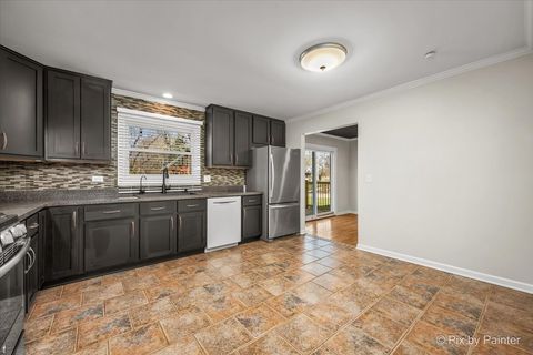 Tiny photo for 4N850 E Mary Drive, St. Charles, IL 60175 (MLS # 12513154)