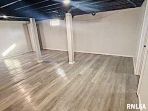 Tiny photo for 2433 CEDAR CREEK Court, Quincy, IL 62305 (MLS # QC4259565)