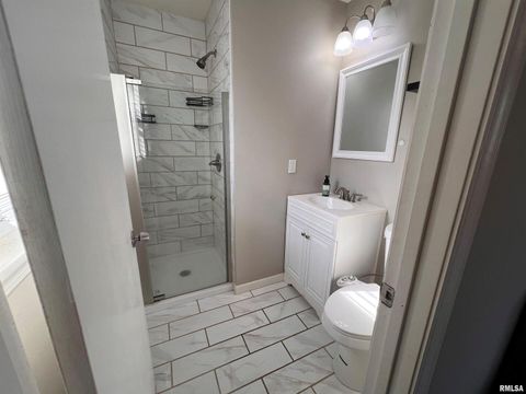 Tiny photo for 2433 CEDAR CREEK Court, Quincy, IL 62305 (MLS # QC4259565)