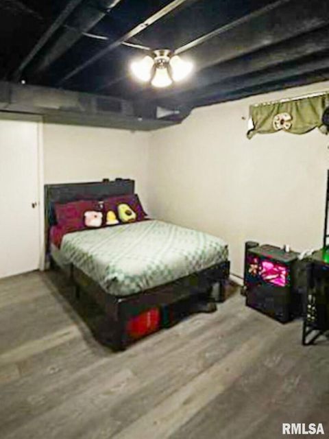 Tiny photo for 2433 CEDAR CREEK Court, Quincy, IL 62305 (MLS # QC4259565)