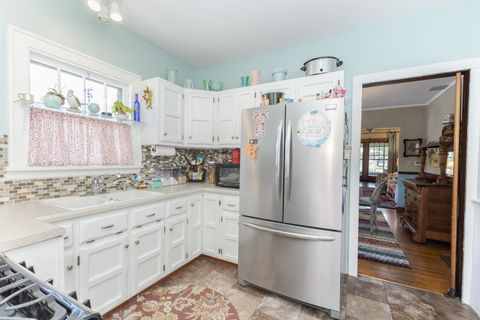 Tiny photo for 615 W South Street, Pontiac, IL 61764 (MLS # 12453064)