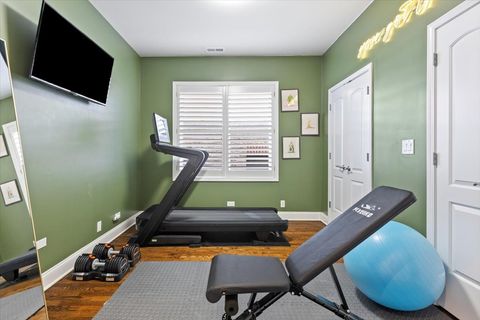 Tiny photo for 3721 N WILTON Avenue #5, Chicago, IL 60613 (MLS # 12611483)