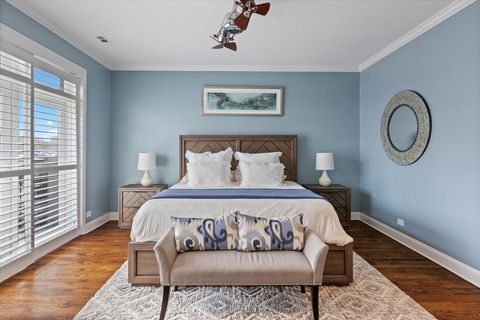 Tiny photo for 3721 N WILTON Avenue #5, Chicago, IL 60613 (MLS # 12611483)