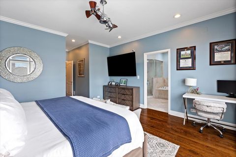 Tiny photo for 3721 N WILTON Avenue #5, Chicago, IL 60613 (MLS # 12611483)