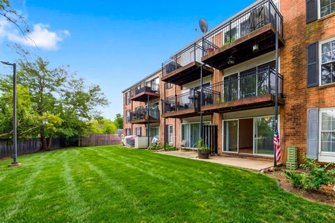 Tiny photo for 5300 Carriage Way Drive #107, Rolling Meadows, IL 60008 (MLS # 12726876)
