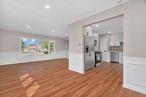 Tiny photo for 18233 Michigan Court #73, Orland Park, IL 60467 (MLS # 12485234)