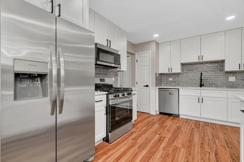 Tiny photo for 18233 Michigan Court #73, Orland Park, IL 60467 (MLS # 12485234)