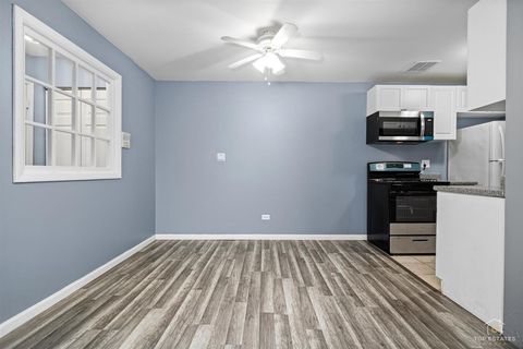 Tiny photo for 983 Crimson Court #2-206, Prospect Heights, IL 60070 (MLS # 12608835)