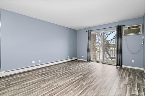 Tiny photo for 983 Crimson Court #2-206, Prospect Heights, IL 60070 (MLS # 12608835)