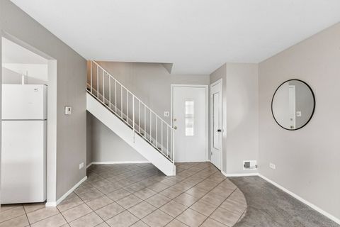 Tiny photo for 15 Cour Deauville, Palos Hills, IL 60465 (MLS # 12674077)