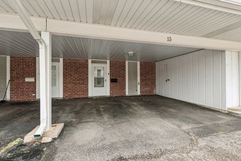Tiny photo for 15 Cour Deauville, Palos Hills, IL 60465 (MLS # 12674077)