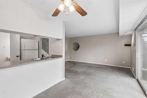 Tiny photo for 15 Cour Deauville, Palos Hills, IL 60465 (MLS # 12674077)