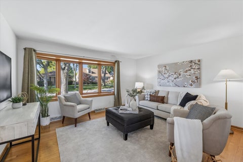 Tiny photo for 303 E Butterfield Road, Elmhurst, IL 60126 (MLS # 12790351)