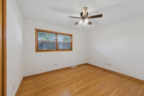 Tiny photo for 303 E Butterfield Road, Elmhurst, IL 60126 (MLS # 12790351)