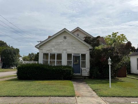 Tiny photo for 1020 GIRARD Street, Metropolis, IL 62960 (MLS # EB459911)