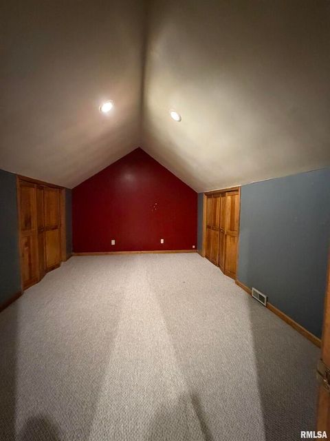 Tiny photo for 1020 GIRARD Street, Metropolis, IL 62960 (MLS # EB459911)