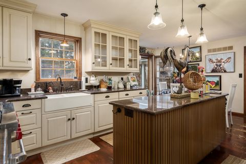 Tiny photo for 9695 Ridgeview Road, Belvidere, IL 61008 (MLS # 12588586)