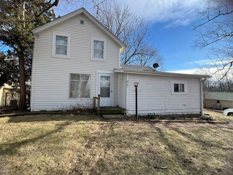 A home in Paw Paw