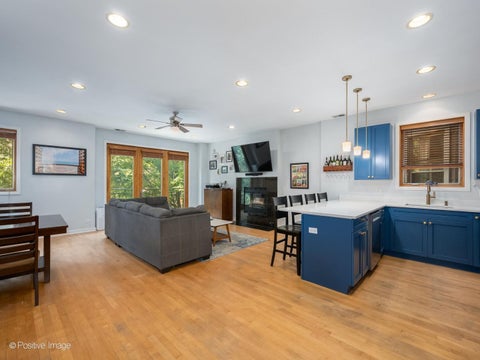 Tiny photo for 3417 N Bosworth Street #2, Chicago, IL 60657 (MLS # 12771868)