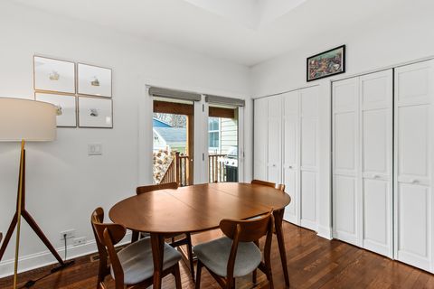 Tiny photo for 1460 Dewey Avenue, Evanston, IL 60201 (MLS # 12574277)