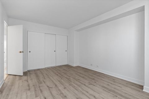 Tiny photo for 3950 N Lake Shore Drive #1730, Chicago, IL 60613 (MLS # 12549640)