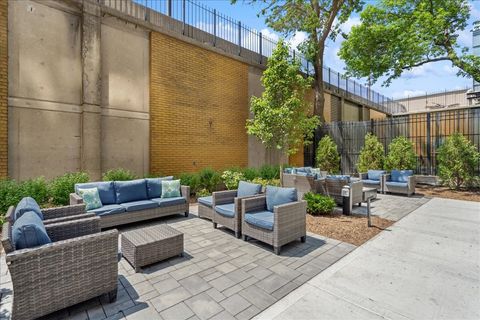 Tiny photo for 3950 N Lake Shore Drive #1730, Chicago, IL 60613 (MLS # 12549640)