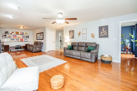 Tiny photo for 5 Inverness Drive, Bourbonnais, IL 60914 (MLS # 12499897)