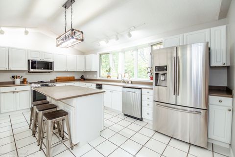 Tiny photo for 5 Inverness Drive, Bourbonnais, IL 60914 (MLS # 12499897)