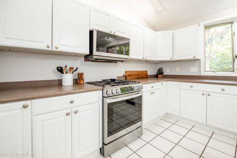 Tiny photo for 5 Inverness Drive, Bourbonnais, IL 60914 (MLS # 12499897)