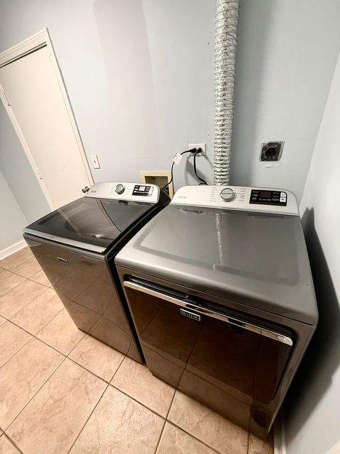 Tiny photo for 5522 W Celebrity Circle, Hanover Park, IL 60133 (MLS # 12597217)