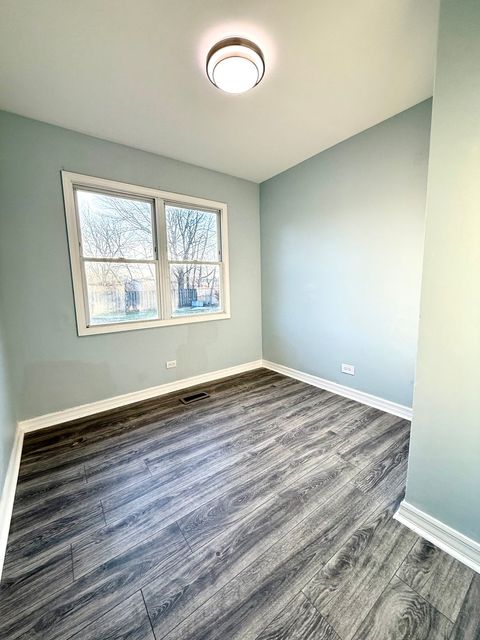 Tiny photo for 5522 W Celebrity Circle, Hanover Park, IL 60133 (MLS # 12597217)