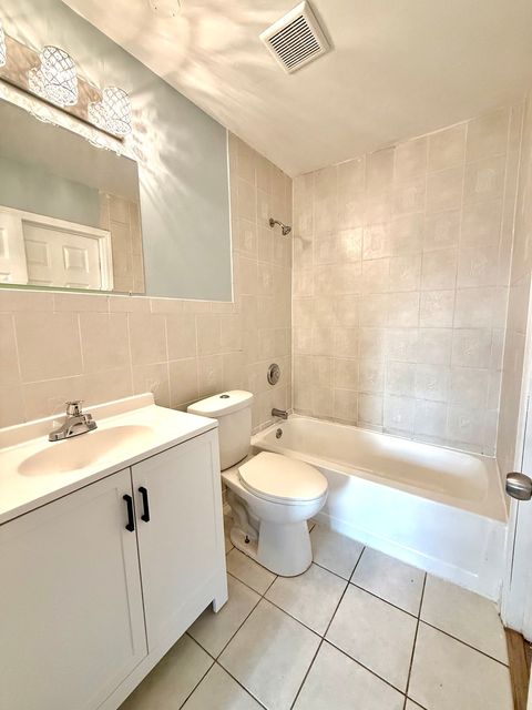 Tiny photo for 5522 W Celebrity Circle, Hanover Park, IL 60133 (MLS # 12597217)