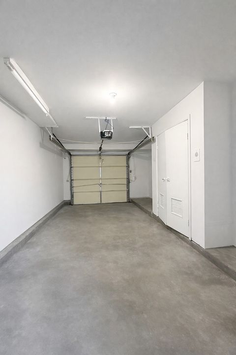 Tiny photo for 5522 W Celebrity Circle, Hanover Park, IL 60133 (MLS # 12597217)