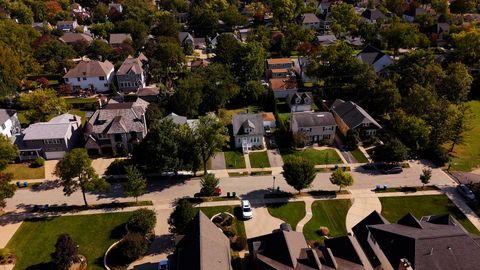Tiny photo for 663 S Sunnyside Avenue, Elmhurst, IL 60126 (MLS # 12496184)