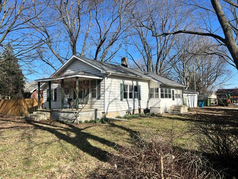 Tiny photo for 207 SW 6th Street, Atlanta, IL 61723 (MLS # 12598947)